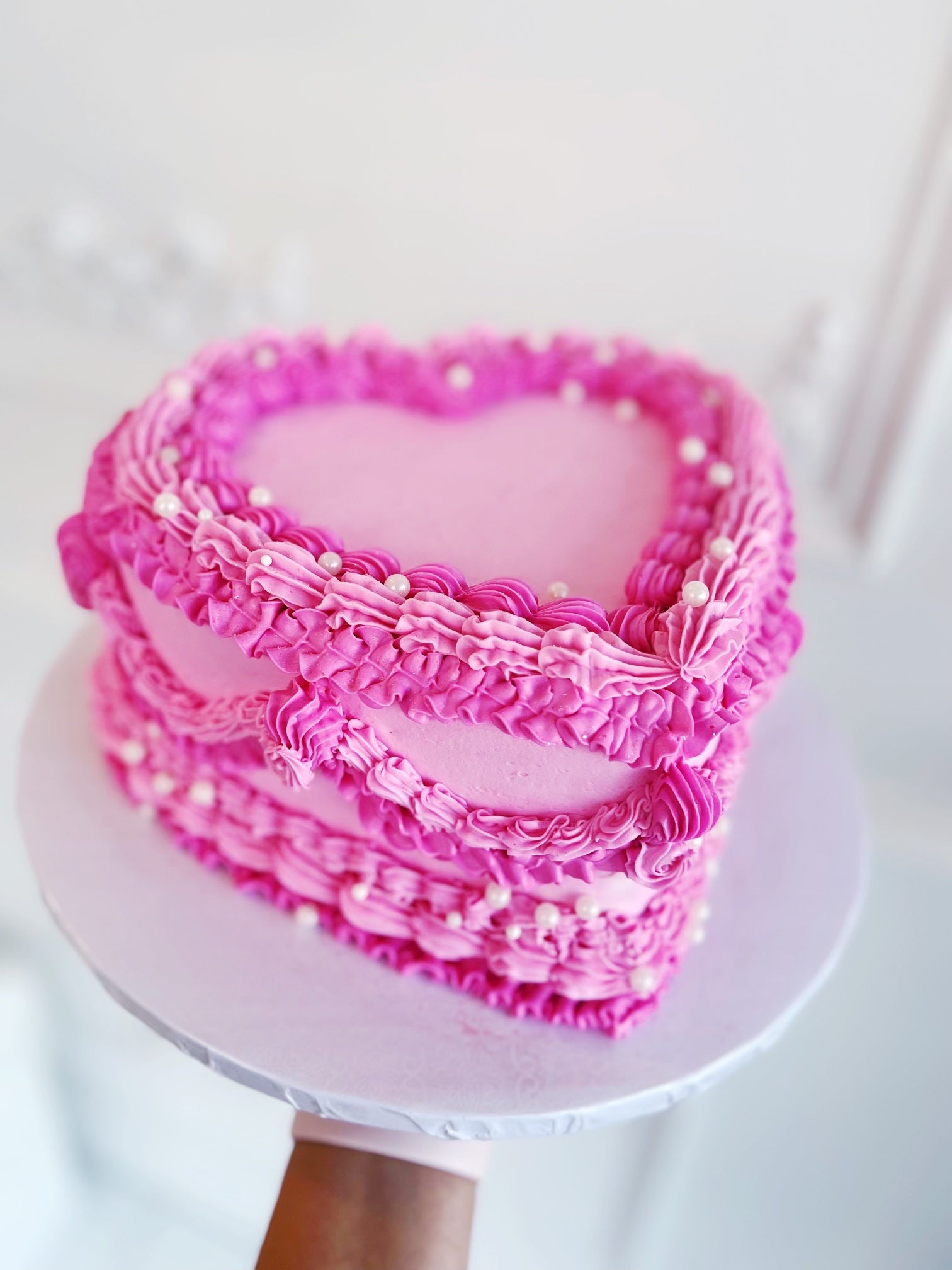 Custom Zodiac Cake – Heart‑Shaped Personalized SZN Cake – N